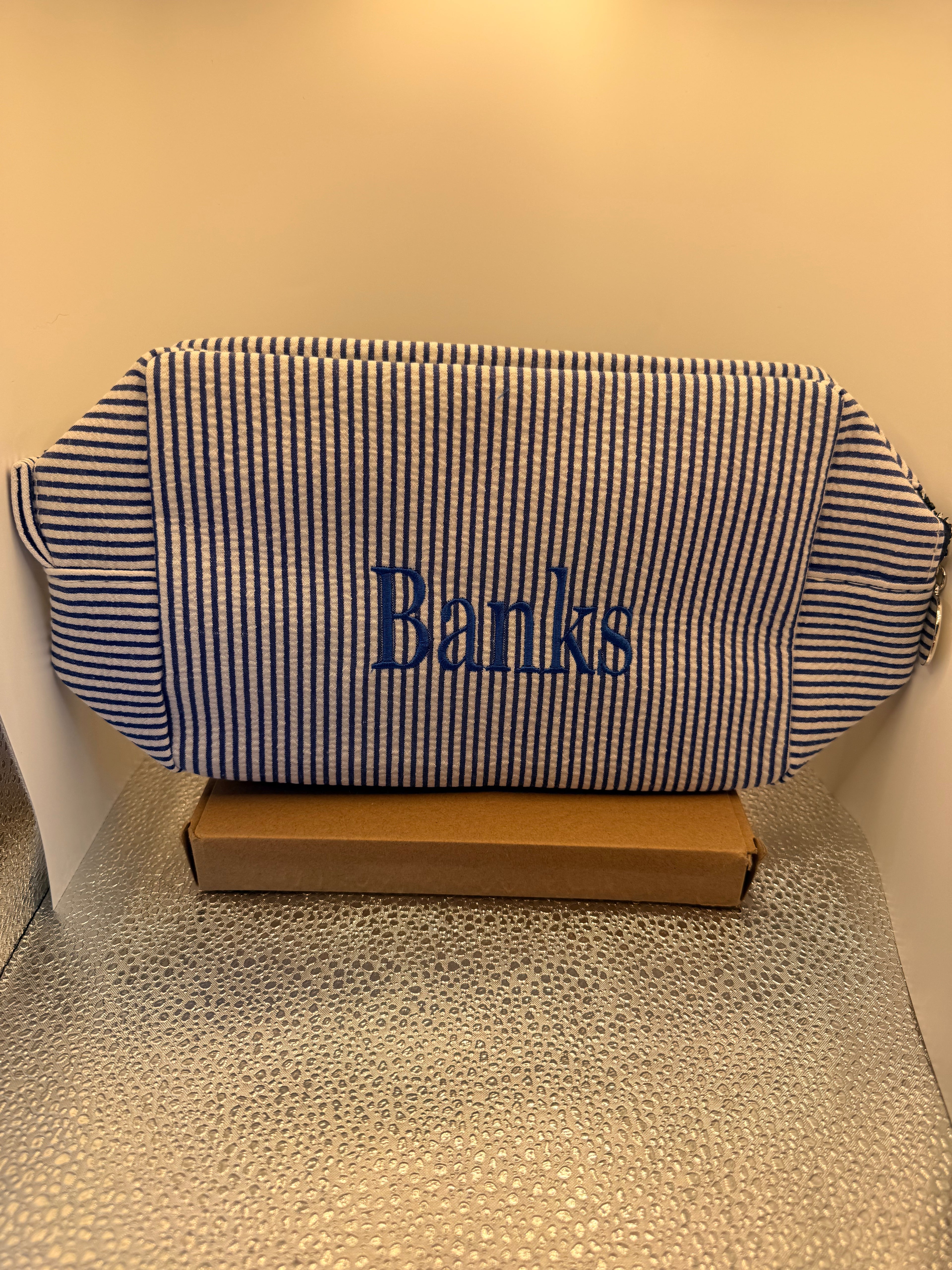 Makeup or Toiletry Bag